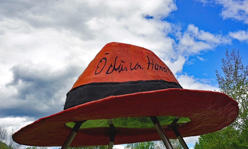 Der Ödön von Horvath Hut steht im Kulturpark Murnaut